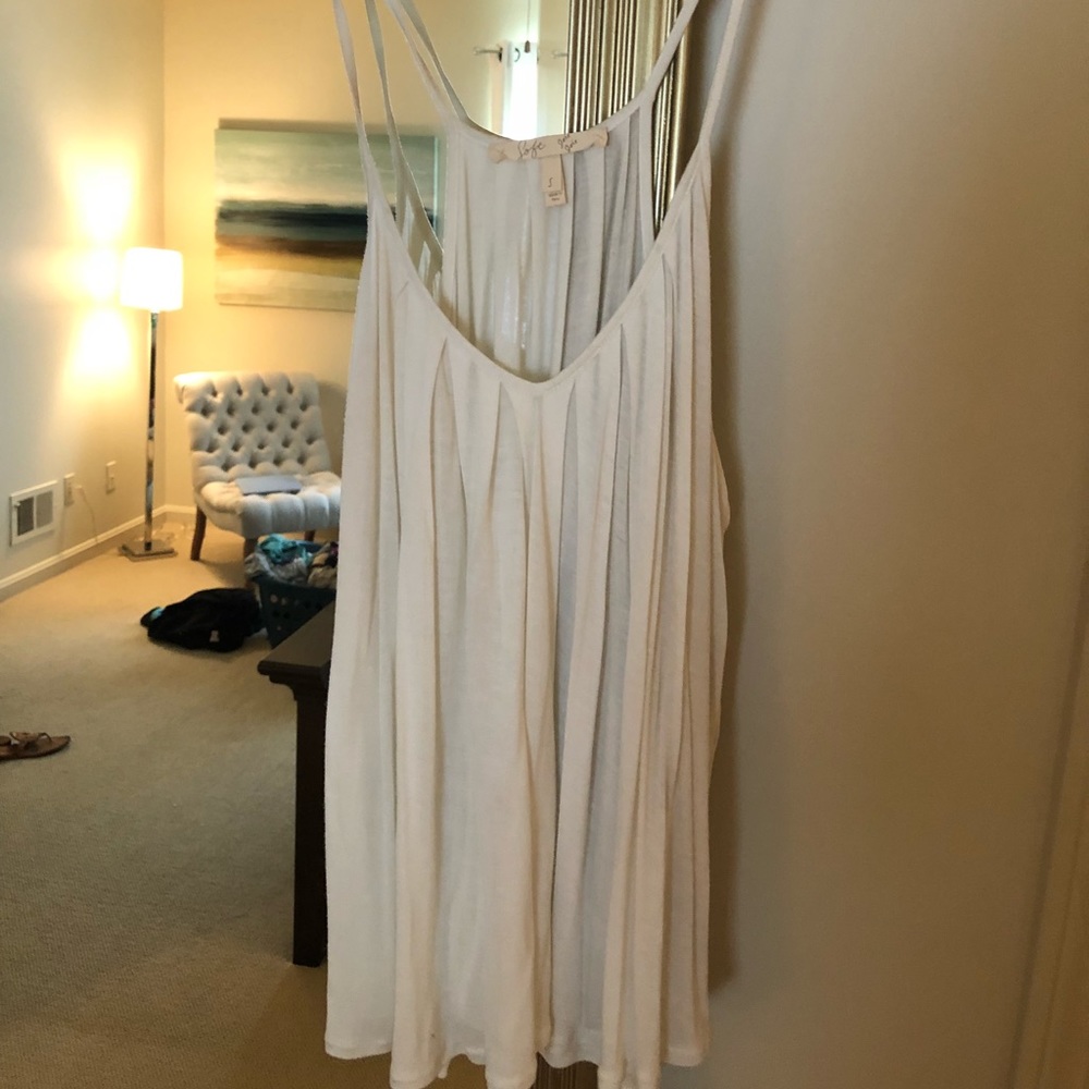 White Tank